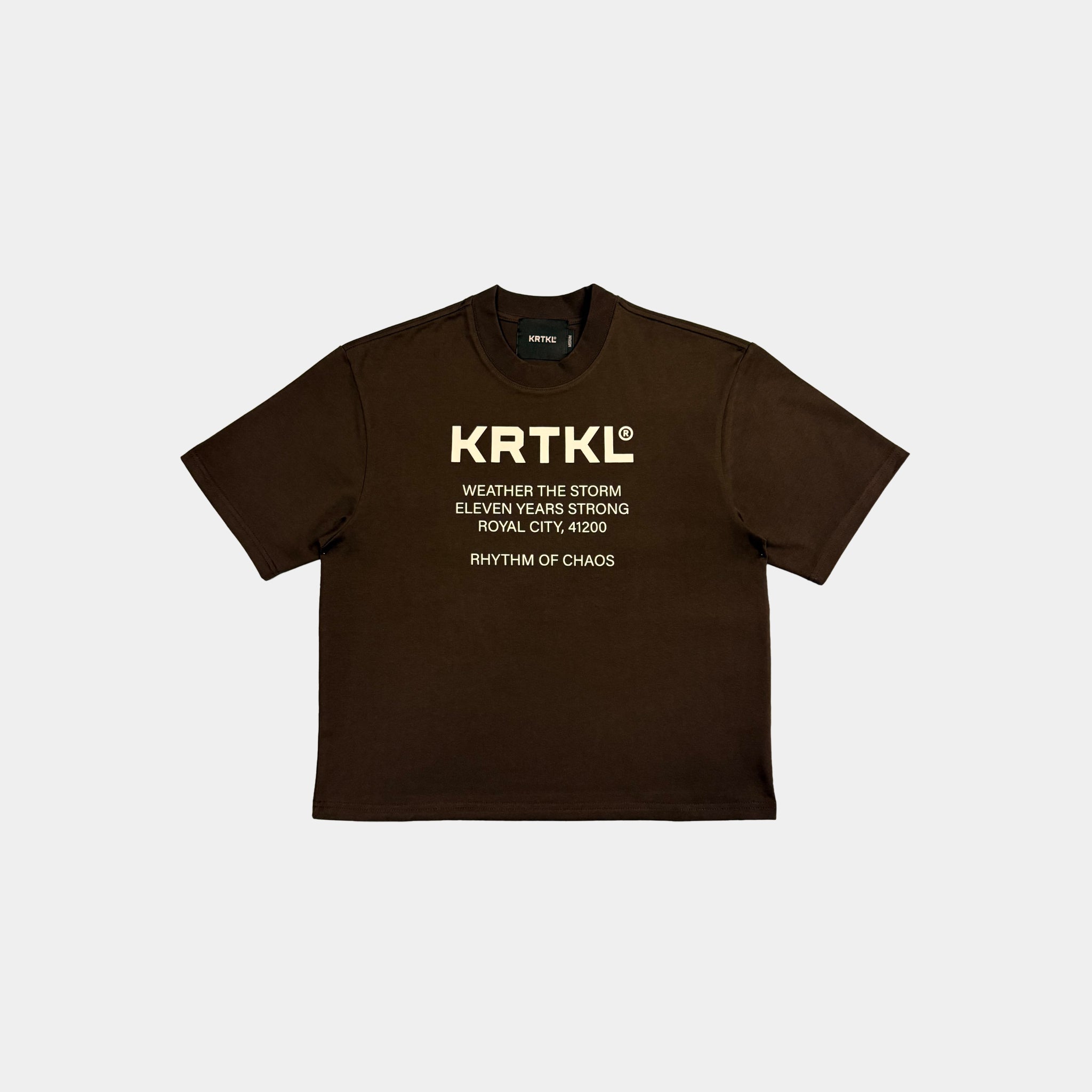 ROC QUOTE TEE MOCHA (BOXY)