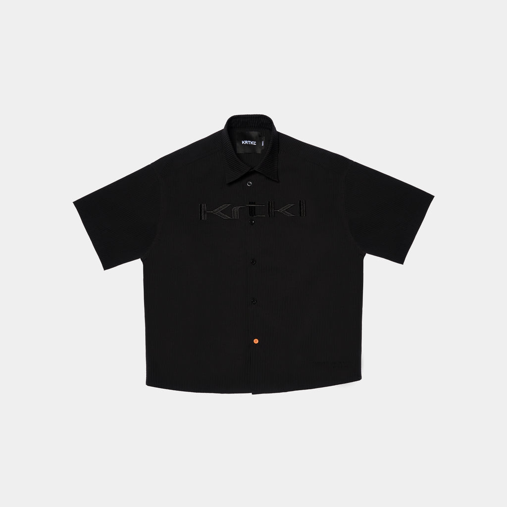 PINSTRIPE BUTTON UP SS