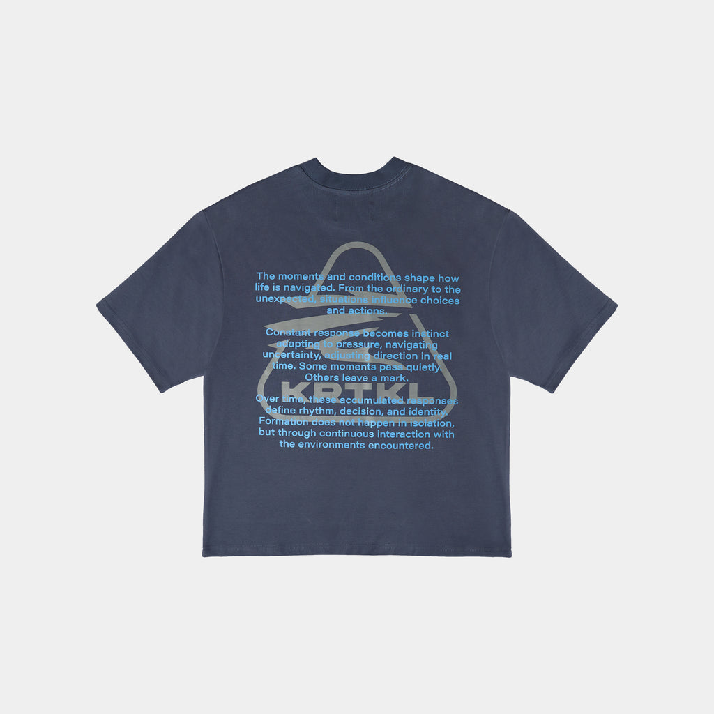 VERSE TEE (GRAPHITE BLUE)